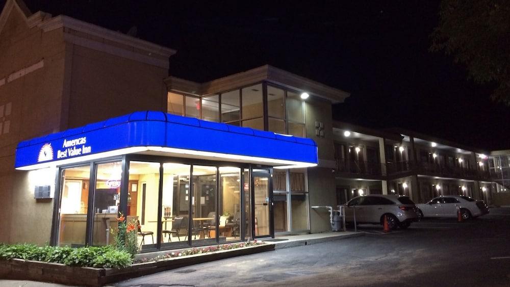 Executive Downtown Motel