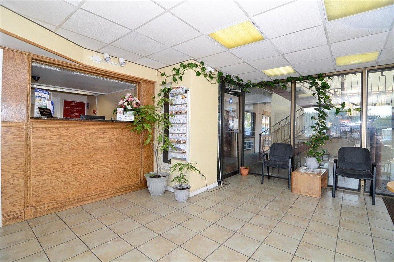 Executive Downtown Motel