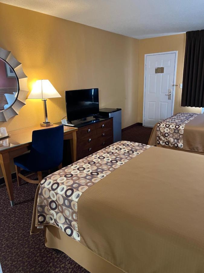 Executive Downtown Motel